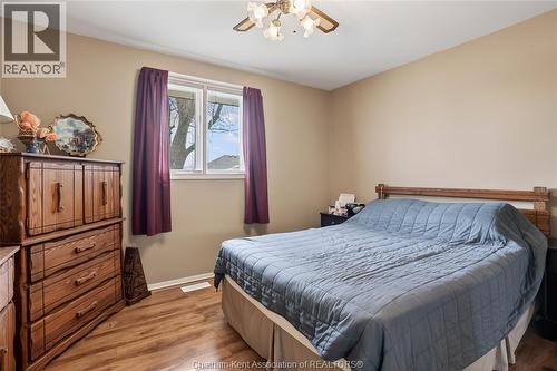 47 Park Lane, Tilbury, ON - Indoor Photo Showing Bedroom