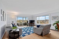 501-2920 Cook St Victoria, BC V8T 3S7