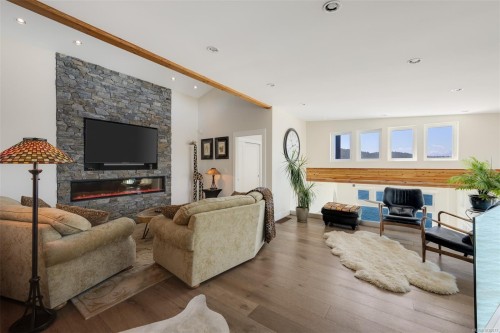 825 Sunset Pt, Sooke, BC 