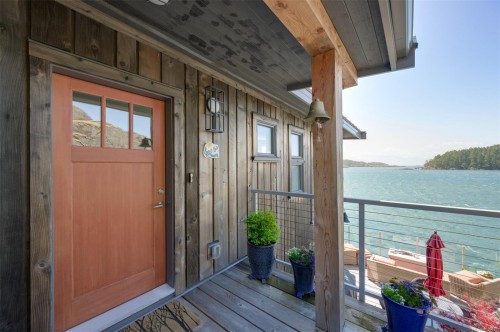 825 Sunset Pt, Sooke, BC 