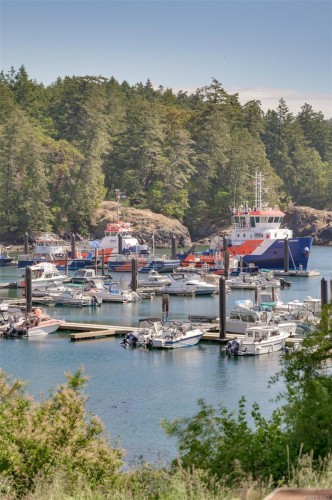 825 Sunset Pt, Sooke, BC 