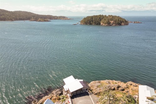 825 Sunset Pt, Sooke, BC 