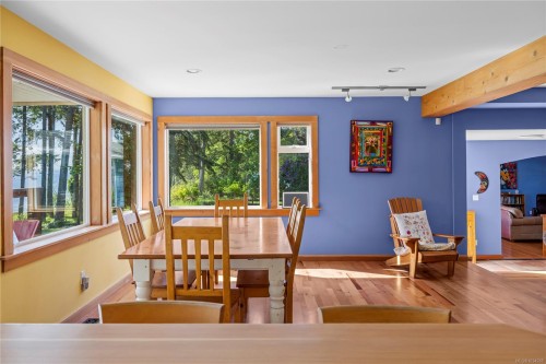 1560 Brebber Rd, Nanaimo, BC 