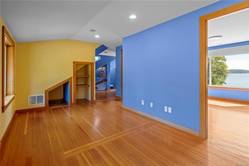 1560 Brebber Rd, Nanaimo, BC 
