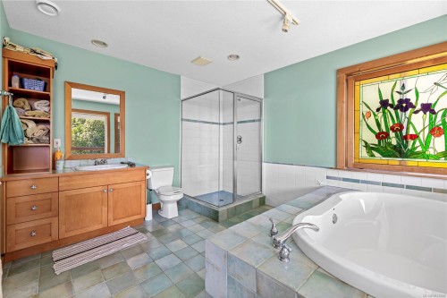 1560 Brebber Rd, Nanaimo, BC 