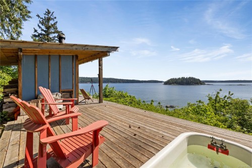1560 Brebber Rd, Nanaimo, BC 