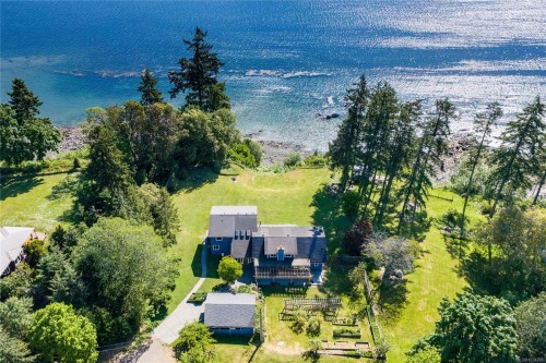 1560 Brebber Rd, Nanaimo, BC 