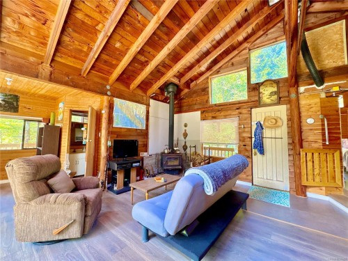 3148 Bay Rd, Qualicum Beach, BC 