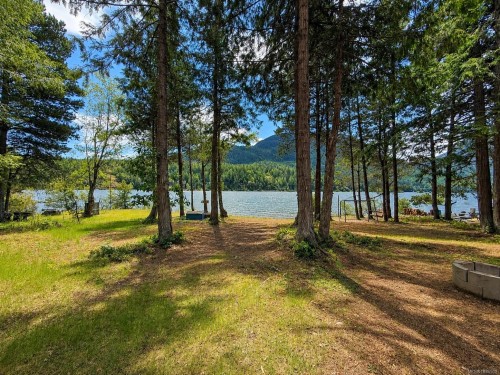 3148 Bay Rd, Qualicum Beach, BC 