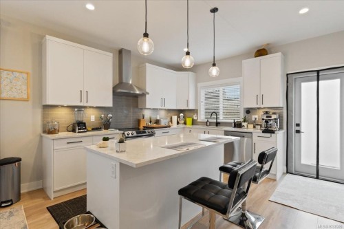 1360 Flint Ave, Langford, BC 