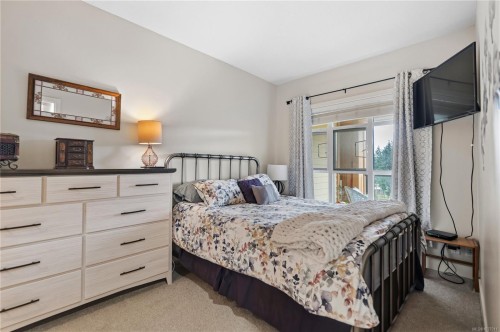 #618-1400 Lynburne Pl, Langford, BC - Indoor Photo Showing Bedroom