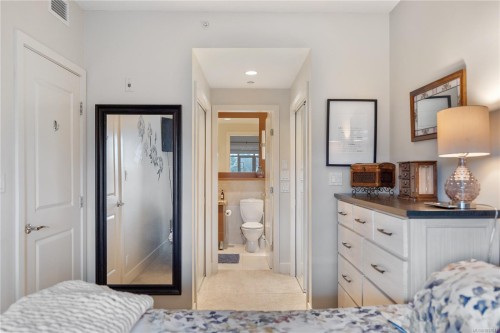 #618-1400 Lynburne Pl, Langford, BC - Indoor Photo Showing Bedroom