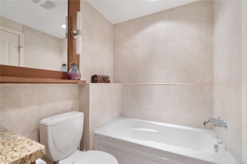 #618-1400 Lynburne Pl, Langford, BC - Indoor Photo Showing Bathroom