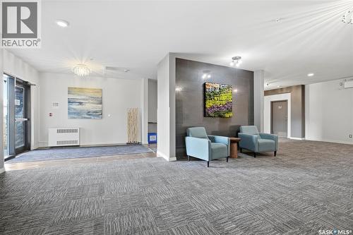 212 235 Evergreen Square, Saskatoon, SK - Indoor