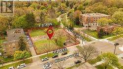 21 ANGLESEY BOULEVARD Toronto, ON M9A 3B4
