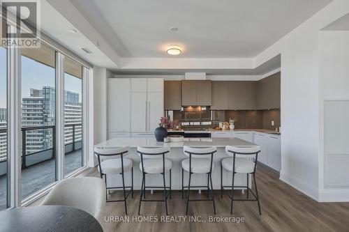 3601 - 65 Broadway Avenue, Toronto, ON - Indoor