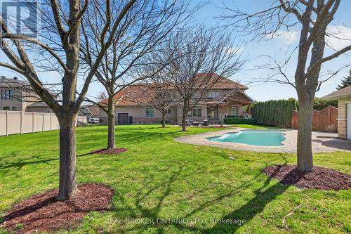 465 Lockmaster Crescent, Ottawa, ON - Outdoor