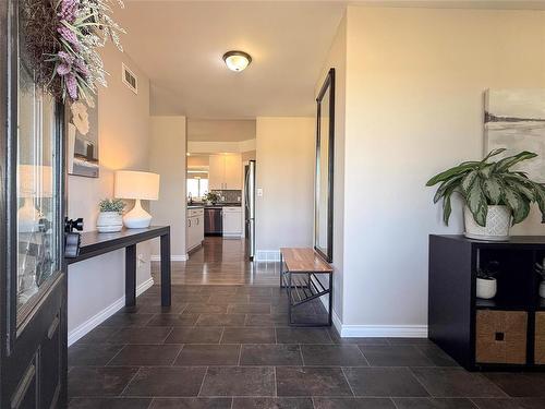 348 Hoops Loop Road, Shilo, MB - Indoor Photo Showing Other Room