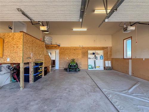 348 Hoops Loop Road, Shilo, MB - Indoor Photo Showing Garage