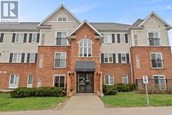 209 - 306 SPILLSBURY DRIVE Peterborough, ON K9K 0B5