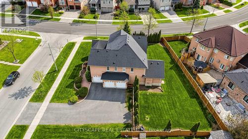5 LEMSFORD DRIVE  Markham, ON L3S 3V1