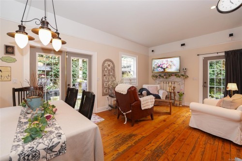 814 Hereward Rd, Victoria, BC 