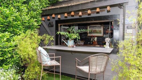 814 Hereward Rd, Victoria, BC 
