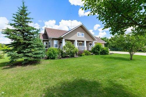 11 Spillway Cove, St Malo, MB 