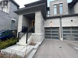 84 - 80 DONALD FLEMING WAY Whitby, ON L1R 0N8