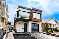 2 - 13 MCKAYFIELD ROAD  Toronto, ON M4J 3V5