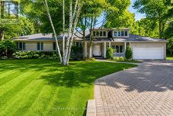 157 TRELAWN AVENUE Oakville (Mo Morrison), ON L6J 4R3