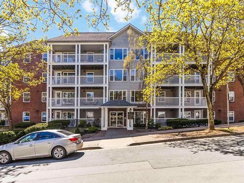207 5230 Tobin Street  Halifax, NS B3H 1S2