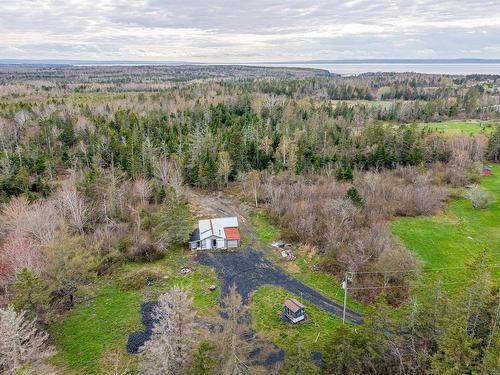 7942 Highway 215, Cambridge, NS 
