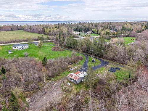 7942 Highway 215, Cambridge, NS 