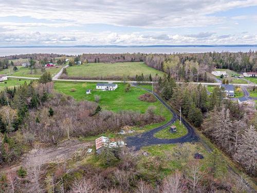 7942 Highway 215, Cambridge, NS 