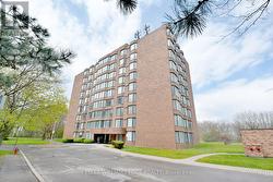 180 LIMERIDGE ROAD W Hamilton, ON L9C 7C7