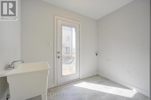 36 Danielle Moore Circle, Toronto, ON - Indoor Photo Showing Other Room