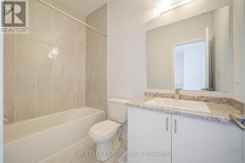 36 Danielle Moore Circle, Toronto, ON - Indoor Photo Showing Bathroom