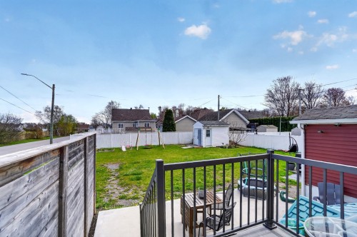 Courtyard - 30 Rue Richard, Lanoraie, QC - Outdoor