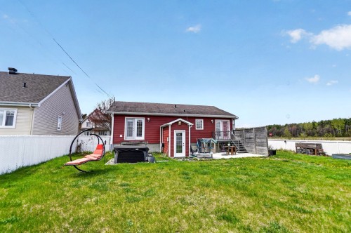 Back of Structure - 30 Rue Richard, Lanoraie, QC - Outdoor