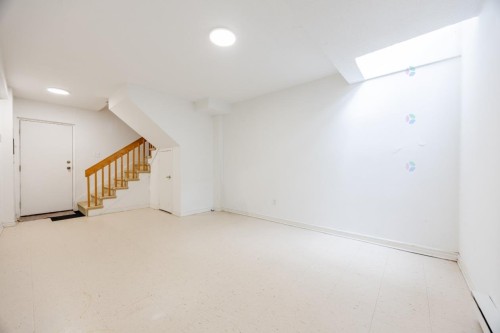 Salle familiale - 29-555Z Montrose Drive, Beaconsfield, QC - Indoor Photo Showing Other Room