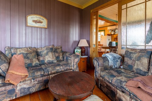 Salon - 181 Rg St-Augustin, Saint-Prosper-De-Champlain, QC - Indoor Photo Showing Living Room