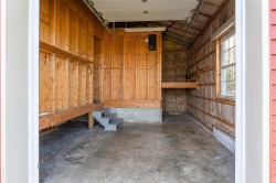 Garage - 