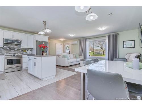 1042 Elmwood, Moncton, NB 