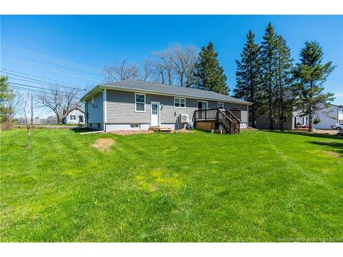 1042 Elmwood, Moncton, NB 