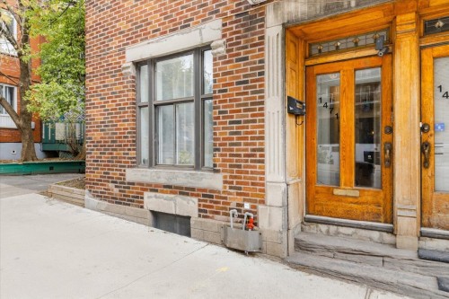 1471 Rue Plessis  Montréal (Ville-Marie), QC H2L 2X2