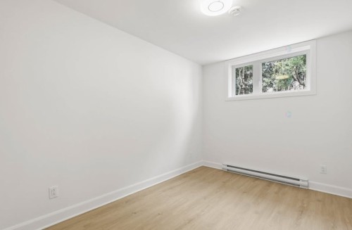 Chambre à coucher - 4532 Av. Dozois, Longueuil (Saint-Hubert), QC - Indoor Photo Showing Other Room