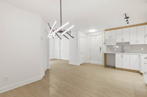 Cuisine - 4532 Av. Dozois, Longueuil (Saint-Hubert), QC - Indoor Photo Showing Kitchen