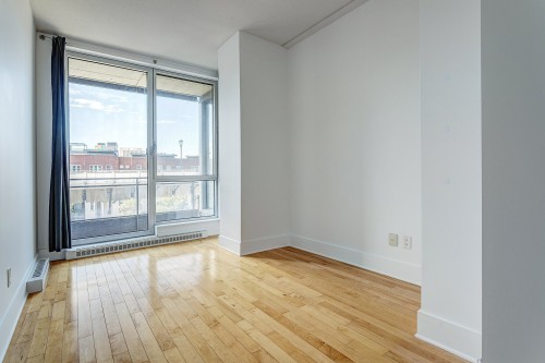 Chambre à coucher - 304-370 Rue St-André, Montréal (Ville-Marie), QC - Indoor Photo Showing Other Room