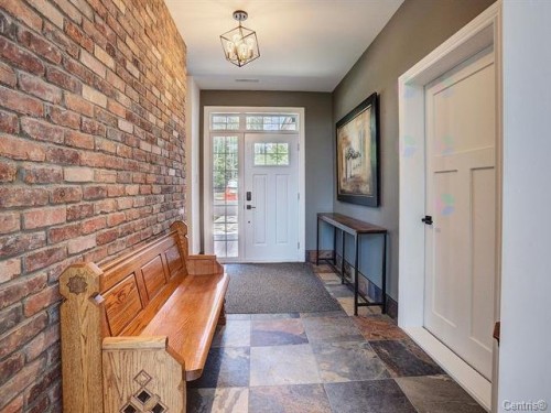 Hall d'entrée/Vestibule - 481 Route De La Montagne-D'Argent, La Conception, QC - Indoor Photo Showing Other Room